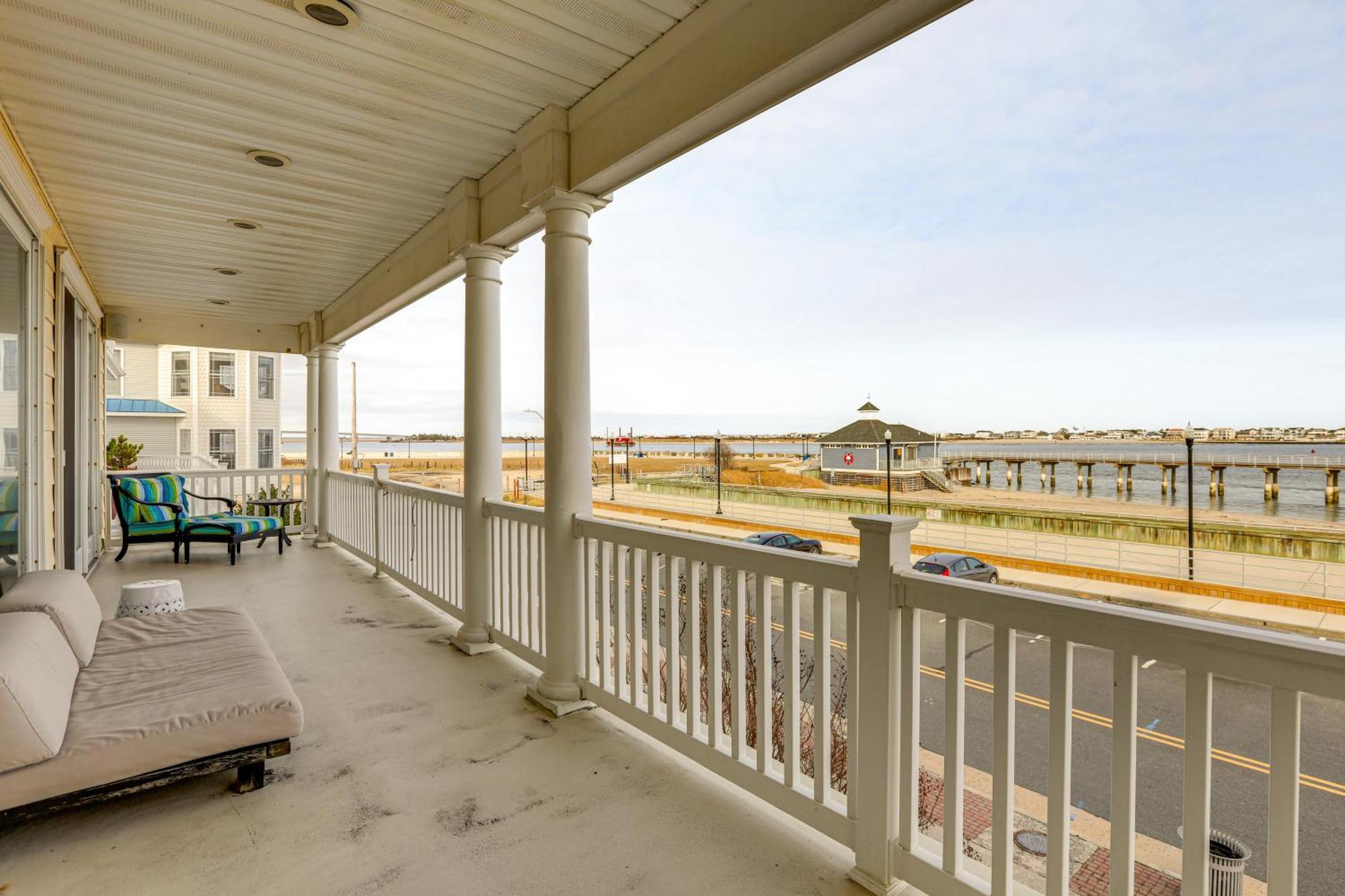 Steps To Shore Spacious Atlantic Retreat!